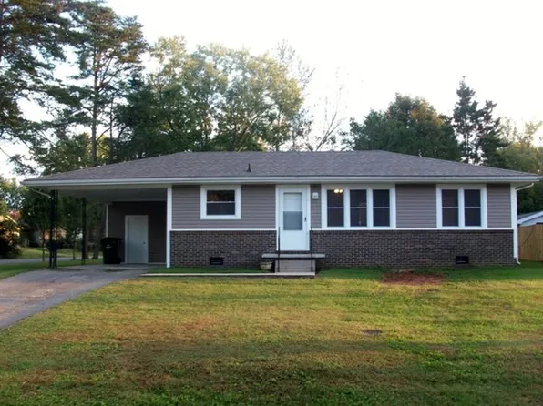 528 Apache Dr, Hopkinsville, KY 42240