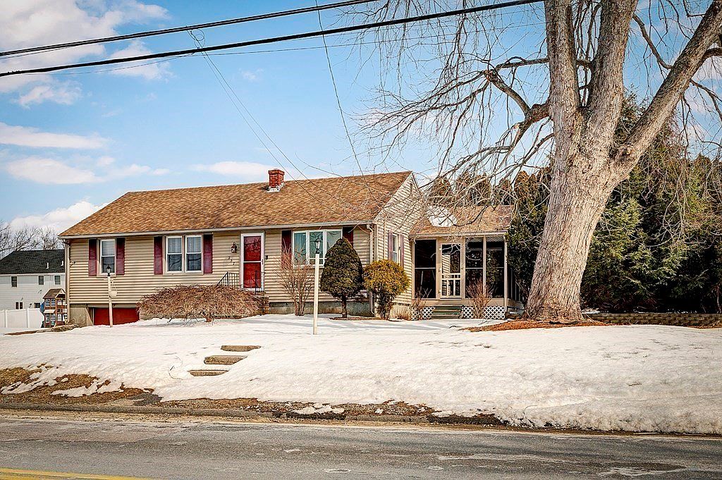 257 Forest St, Methuen, MA 01844 Zillow