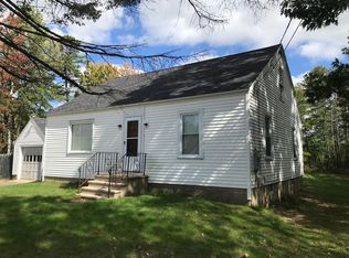 15 Milton Rd, Rochester, NH 03868