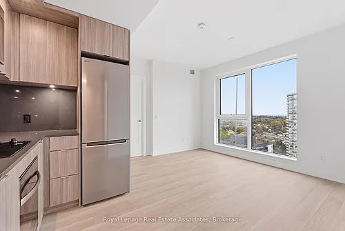 25 Cordova Ave #1501 Photo 1