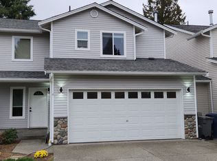 823 Bing Rd #A, Lynnwood, WA 98036