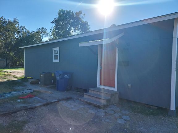 5th image of 1912 13th St