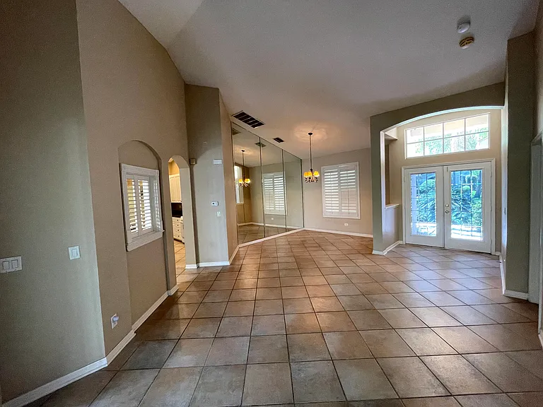 18111 Pheasant Walk Dr — Photo 3