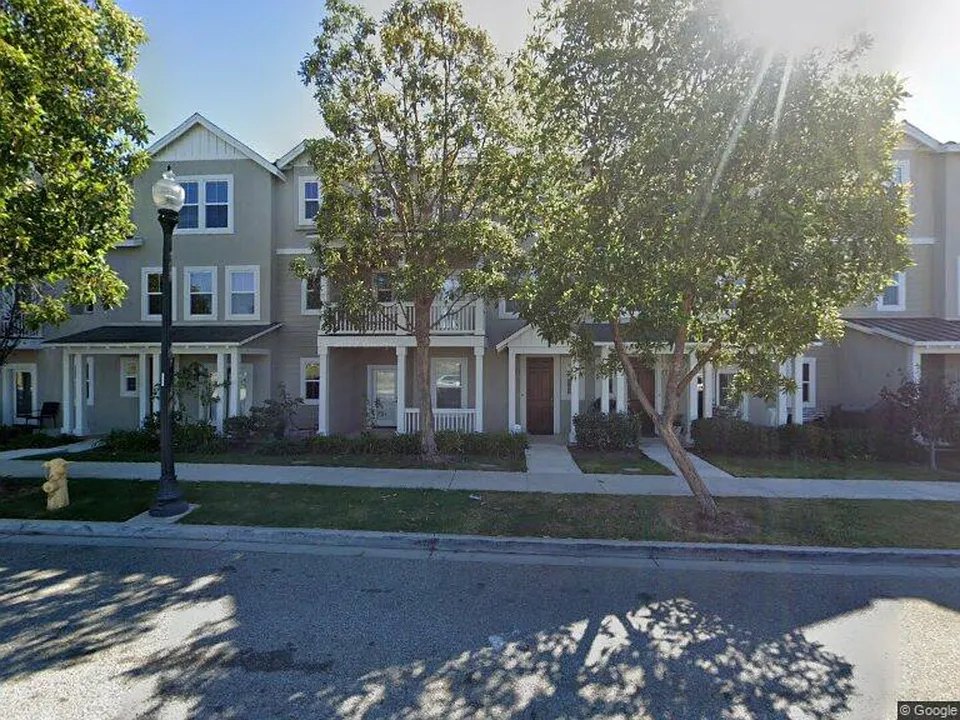 Roia Ln