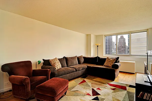 Sold by Corcoran | media 15