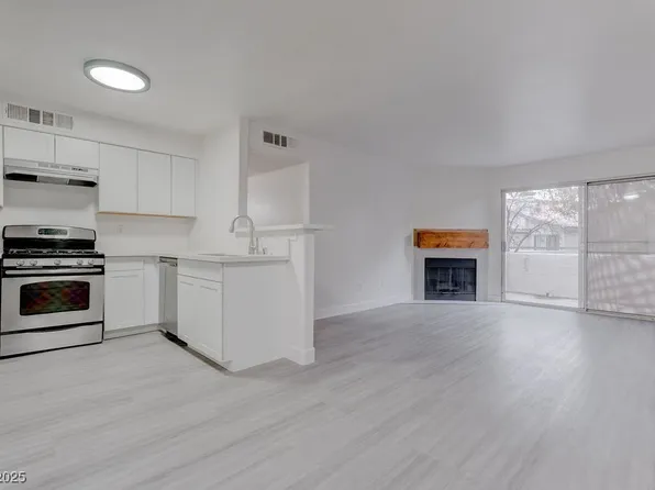 3060 Tarpon Dr Unit 204, Las Vegas, NV 89120