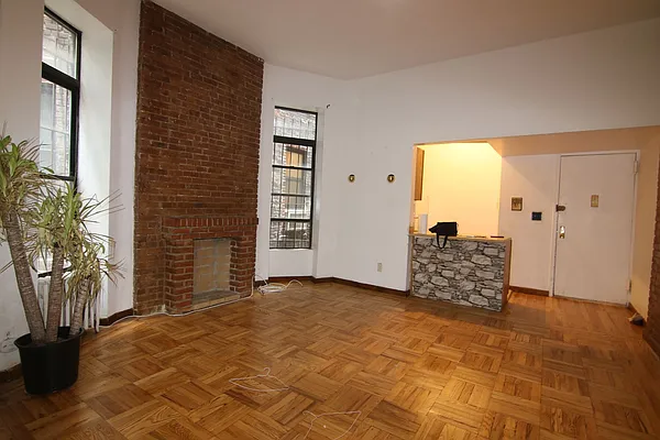 Rented by Guidance Realty Corp. | media 6