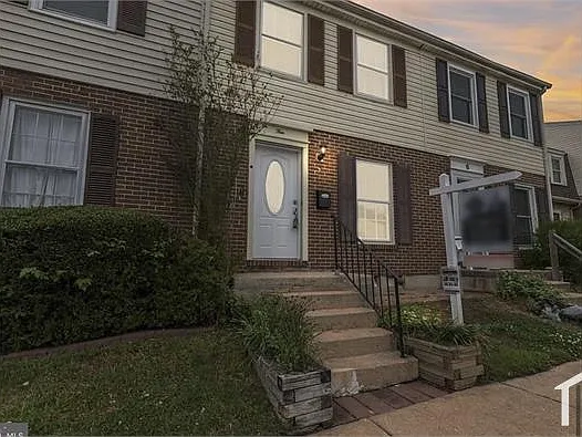 4 Consett Ct #9B — Photo 16