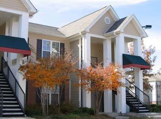 2410 Huntscroft Ln, Raleigh, NC 27617