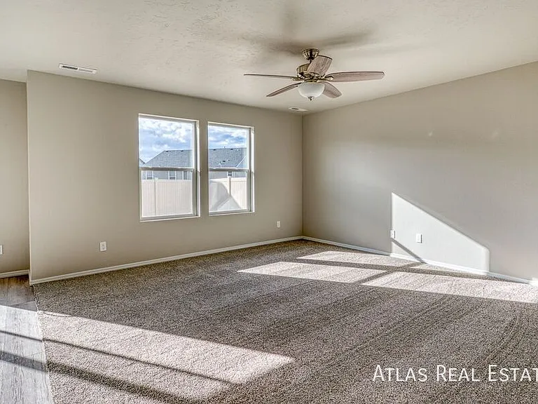 2711 W Balboa Dr — Photo 13
