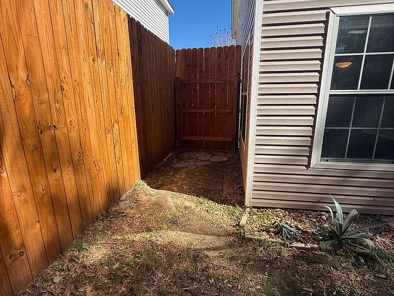 5153 Victoria Dr — Photo 46