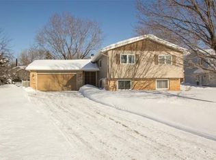 7980 Louisiana Ave N, Brooklyn Park, MN 55445