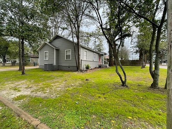 5th image of 612 Townsend Ave