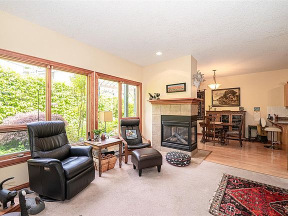 3rd image of 133 Corbett Rd #9