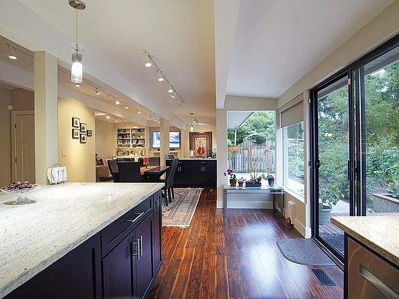 4th image of 7814 SE 72nd St