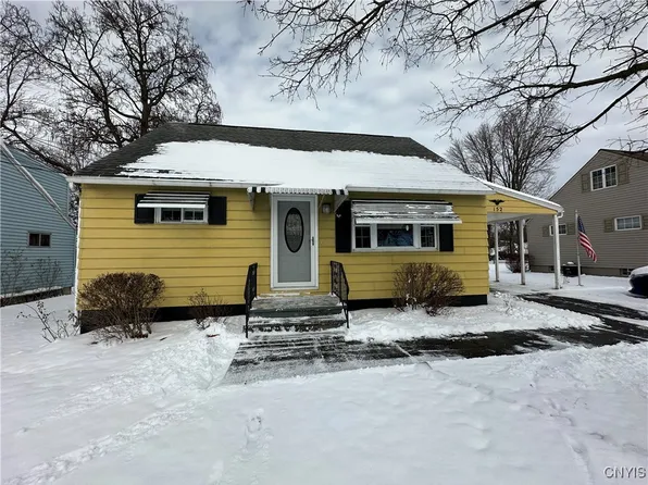 152 Kendall Dr W, East Syracuse, NY 13057