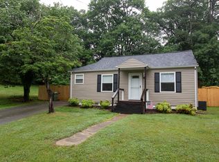 1828 Pexton Ave, Salem, VA 24153