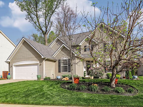 2nd image of 10328 Ridge Line Ct