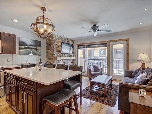 3rd image of 600 S Park Ave #103