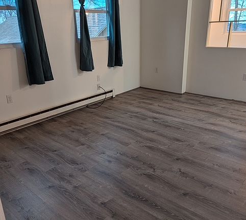 2nd image of 5653 Resort Pike #5
