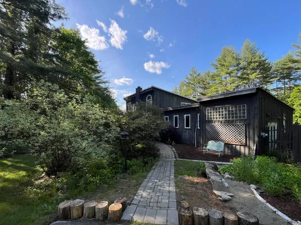 51 E Sandy River Road, Mercer, ME 04957
