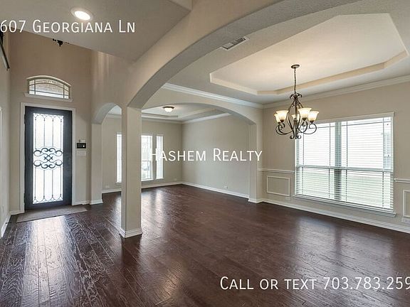 3rd image of 4607 Georgiana Ln