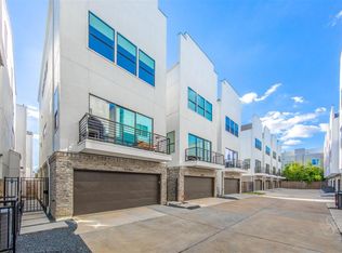 5705A Larkin St, Houston, TX 77007