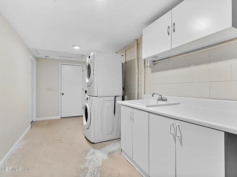 250 Nautical Blvd S — Photo 16