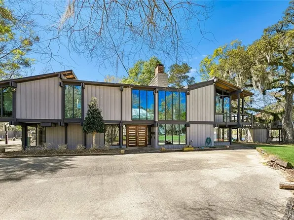 17049 Three Rivers Rd, Covington, LA 70433