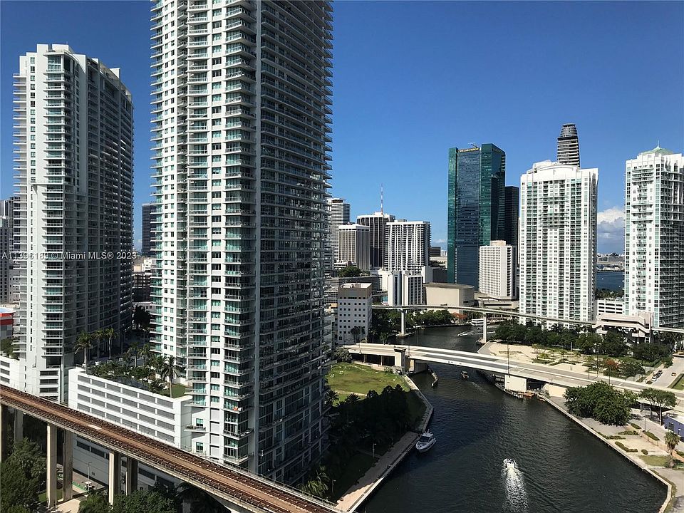1st image of 690 SW 1st Ct APT 2513