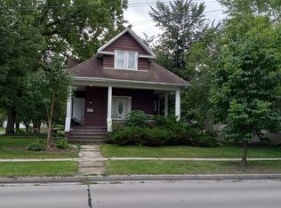 517 W Whitewater St, Whitewater, WI 53190