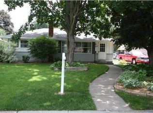 1811 Parker Rd, Saint Louis Park, MN 55426