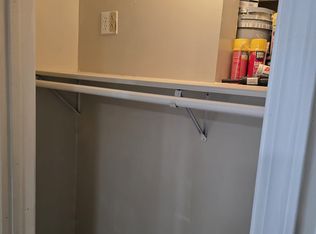 95 W Michael Ln APT B, Addison, IL 60101