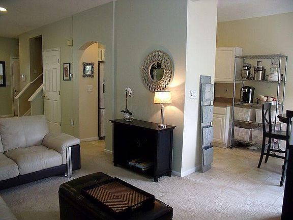 5th image of 5558 Village Psge