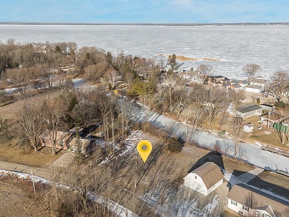 4th image of Shirley Ct