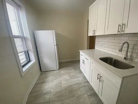 Rented by Douglas Elliman | media 6