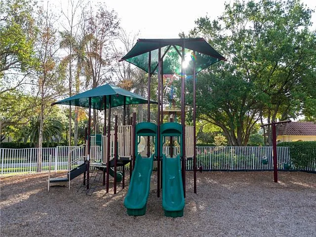 3929 Osprey Ct — Photo 11
