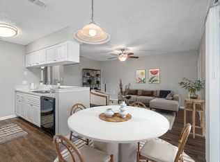 30 West Apartments, Bradenton, FL 34207