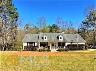 235 Grove Pointe Dr, Locust Grove, GA 30248
