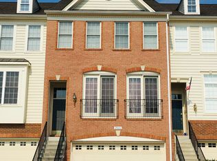 25320 Whippoorwill Ter, Chantilly, VA 20152
