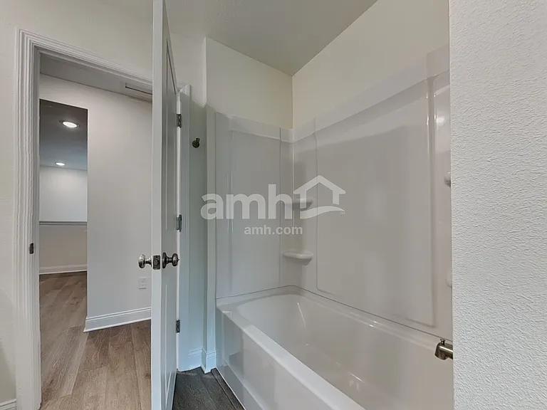 5739 Oesterle Rd — Photo 16