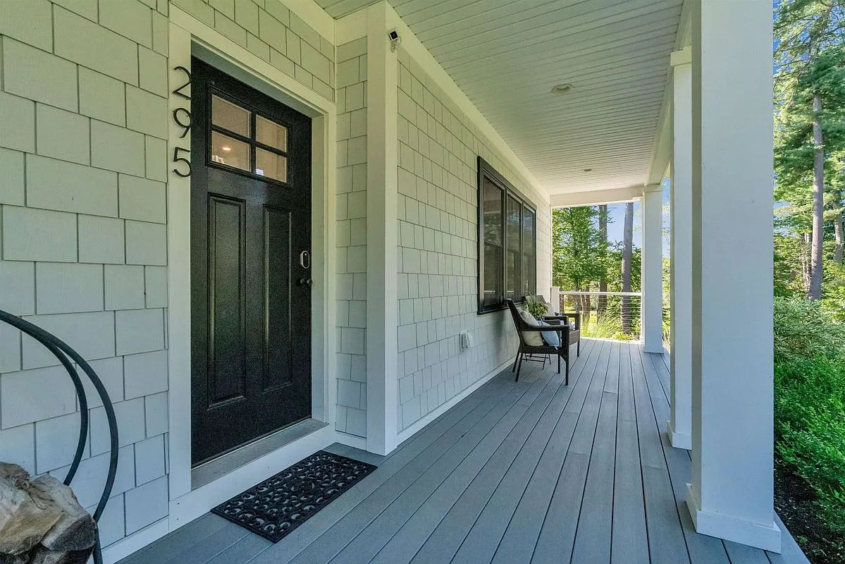 3 bed, 3.0 bath, 2436 sqft, $5,500 — Photo 3