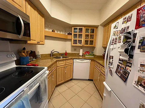 135 Pleasant St Photo 1