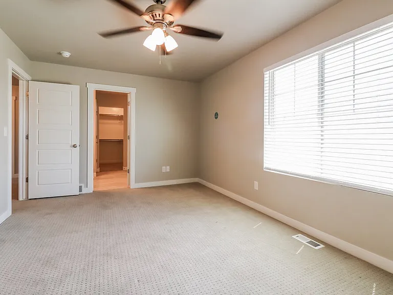 1083 W Osprey Dr — Photo 9