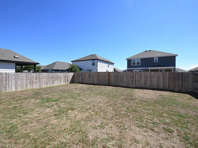 809 Beacon Hts — Photo 35