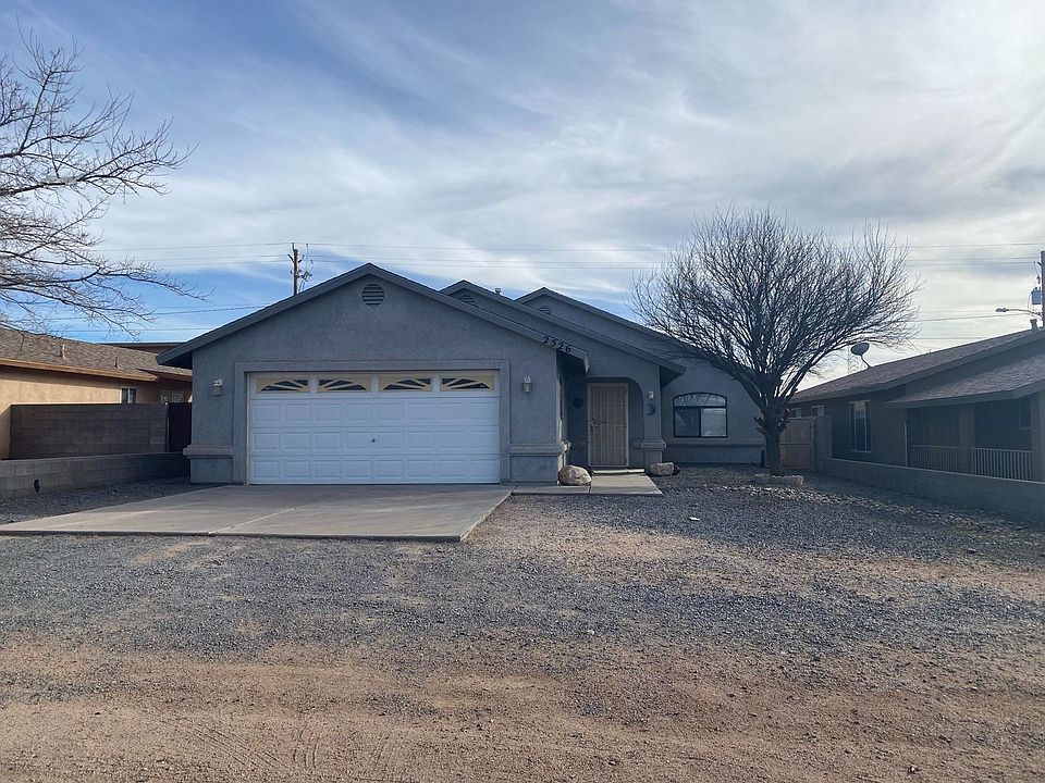 1st image of 2526 Karen Ave
