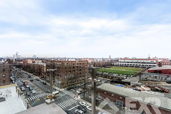 Rented by EXR | media 83