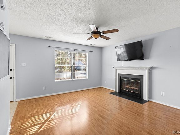 3rd image of 14402 Santell Dr