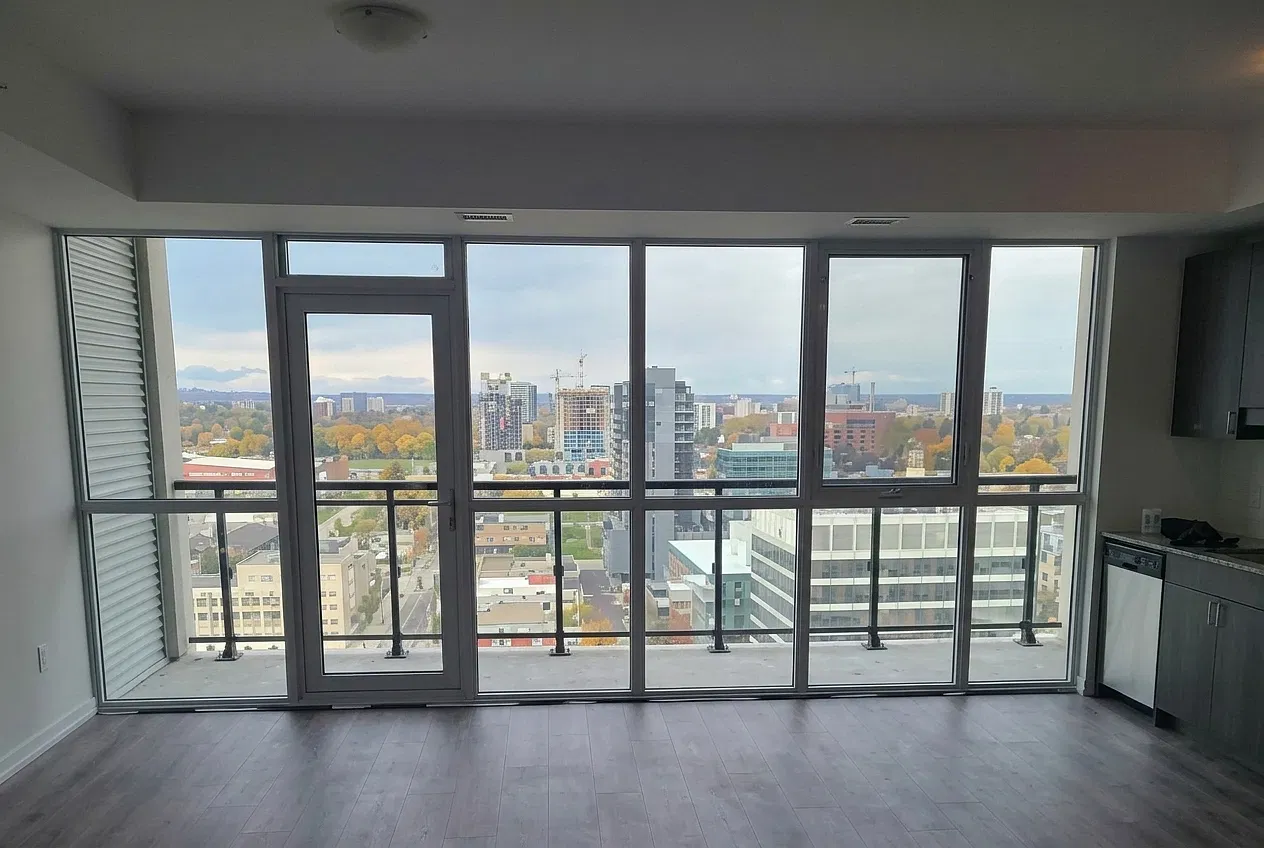 1 bed, 785 sqft, $1,700 — Photo 4