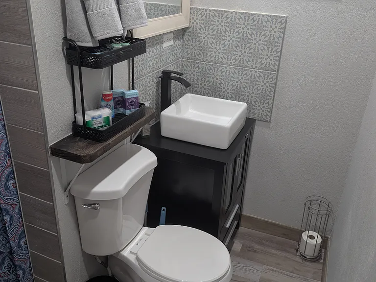 835 E Platte Ave #5 — Photo 13